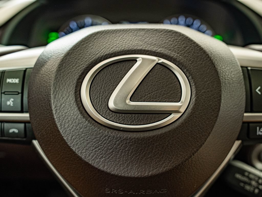 Used 2018 Lexus RX 350L FWD image 21