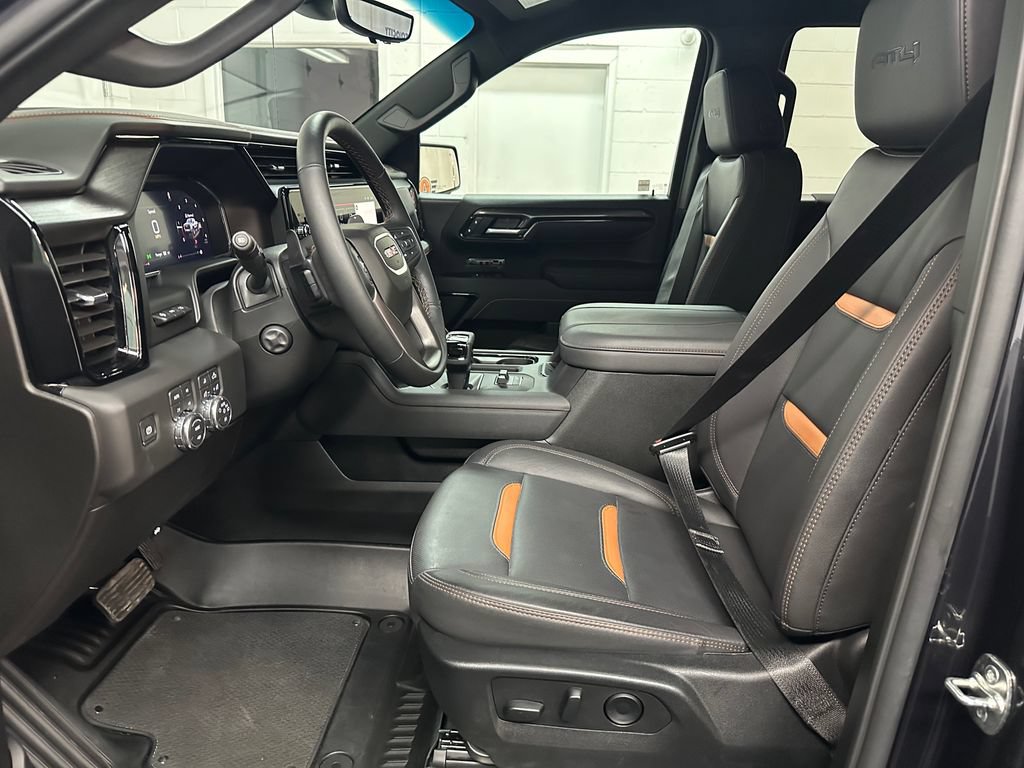 Used 2026 GMC Sierra 1500 AT4 w/ Technology Package AWD/4WD image 19