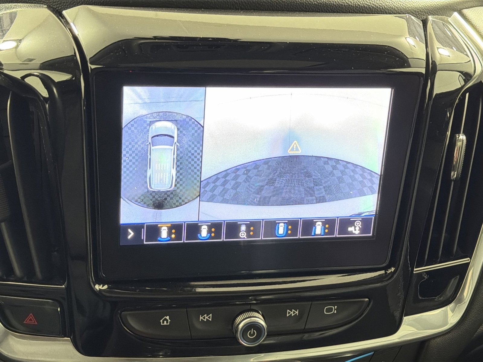 Used 2020 Chevrolet Traverse High Country w/ LPO, Floor Liner Package image 19