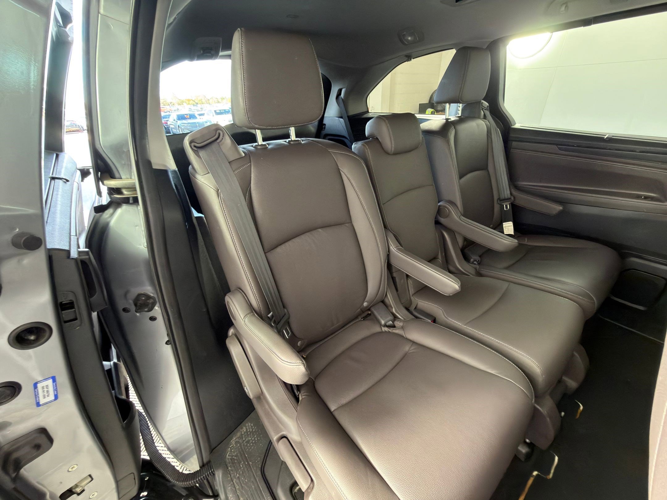Used 2023 Honda Odyssey EX-L image 28