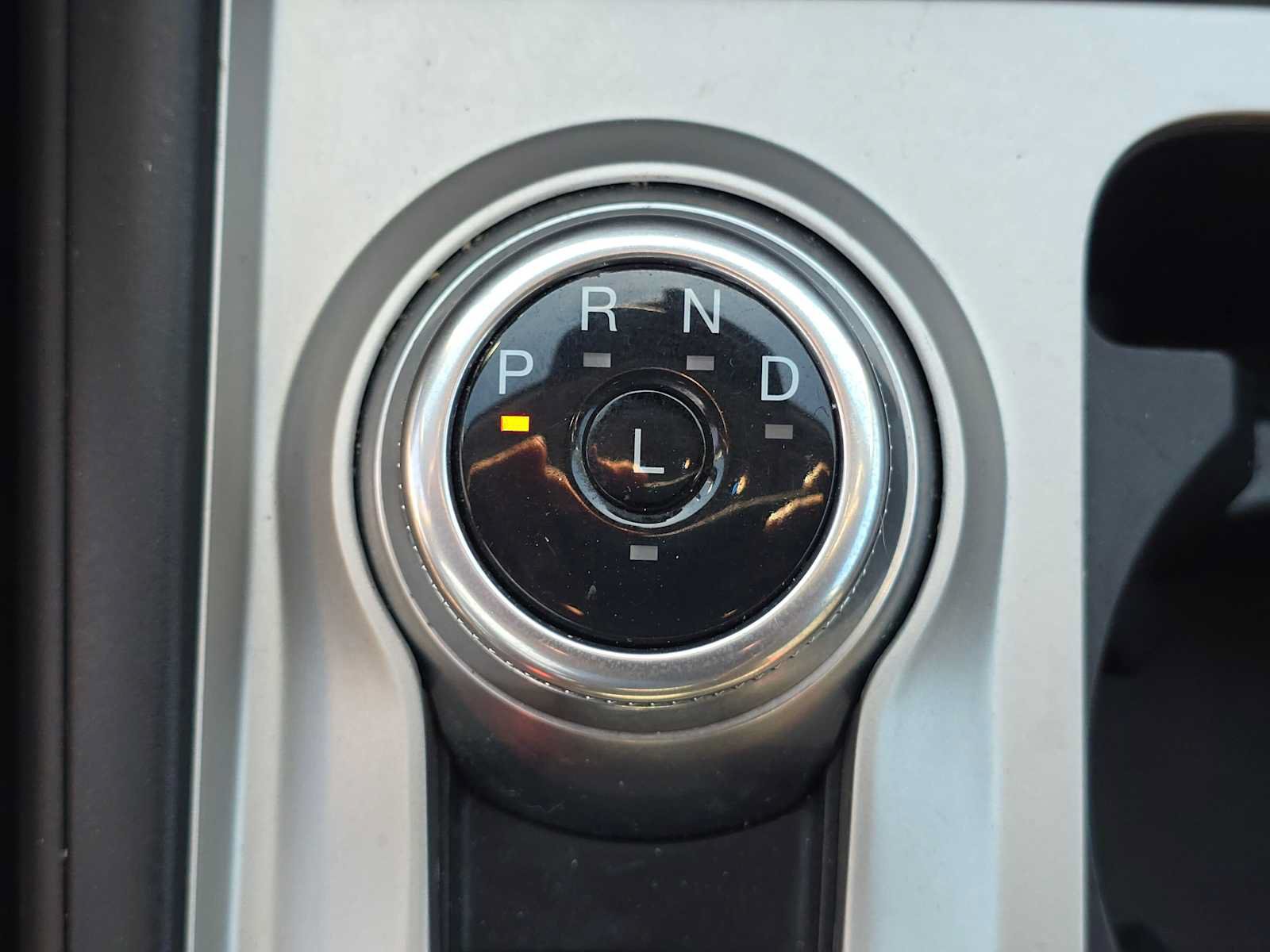 Used 2023 Ford Explorer XLT RWD image 32