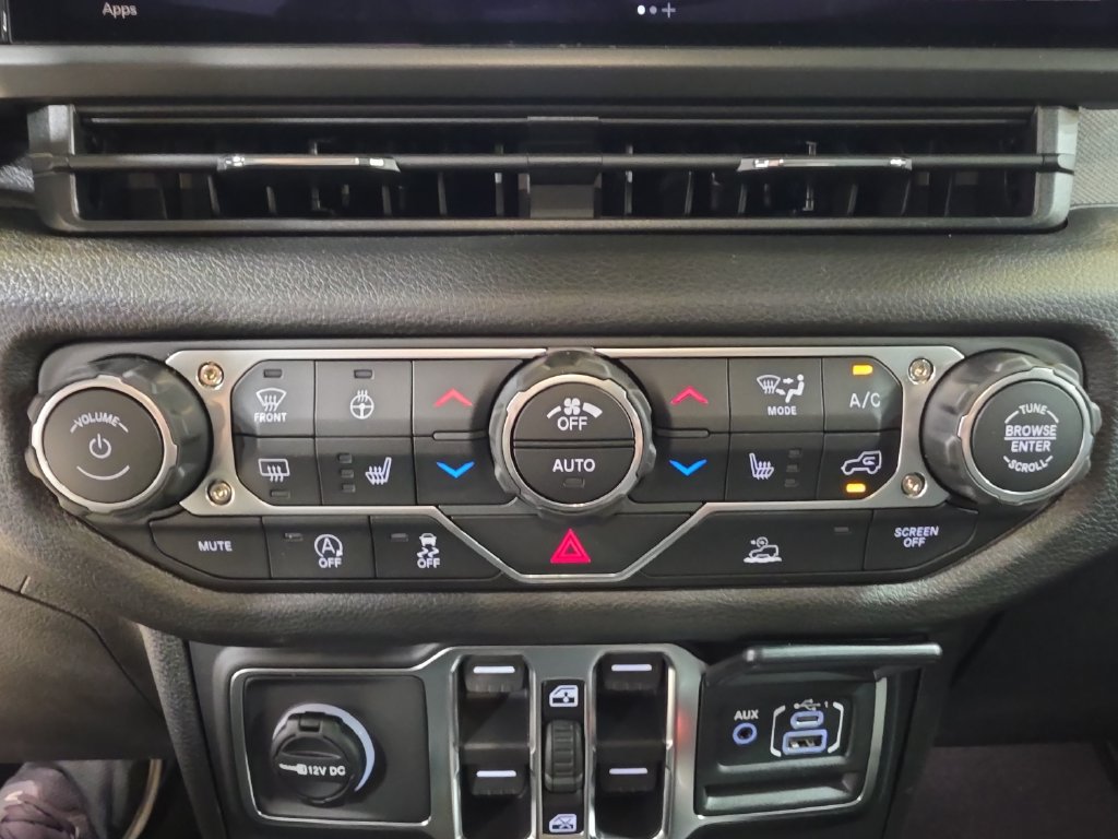 New 2026 Jeep Gladiator Sport AWD/4WD image 22