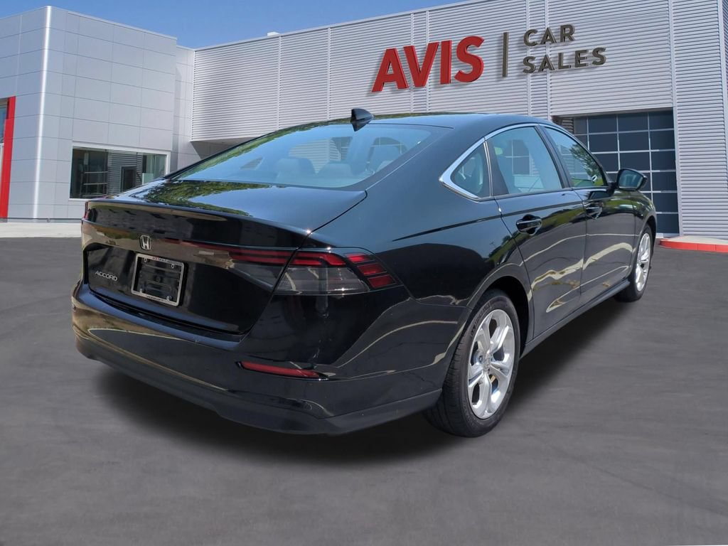 Used 2025 Honda Accord LX image 6
