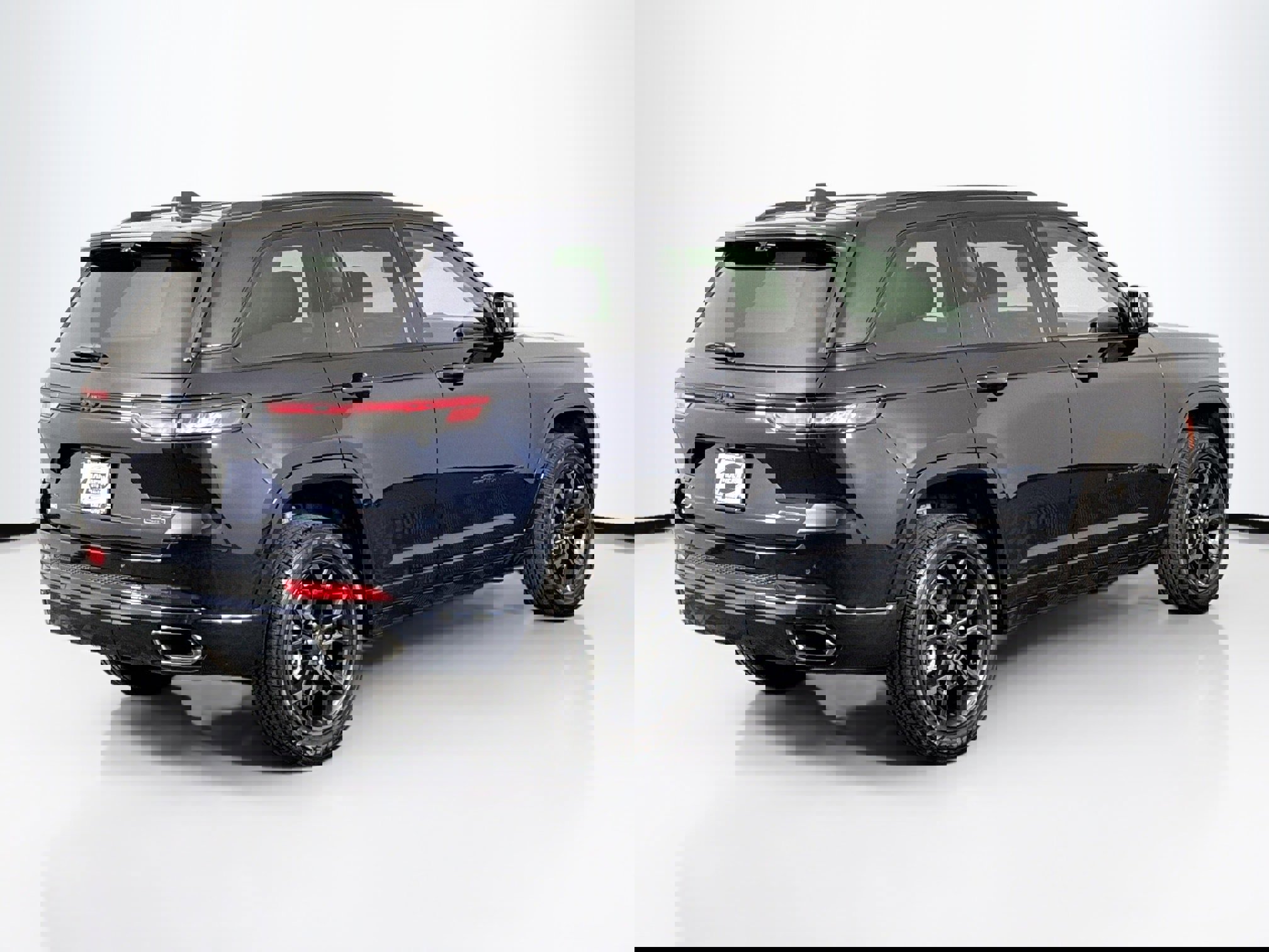 Used 2023 Jeep Grand Cherokee 30th Anniversary image 11