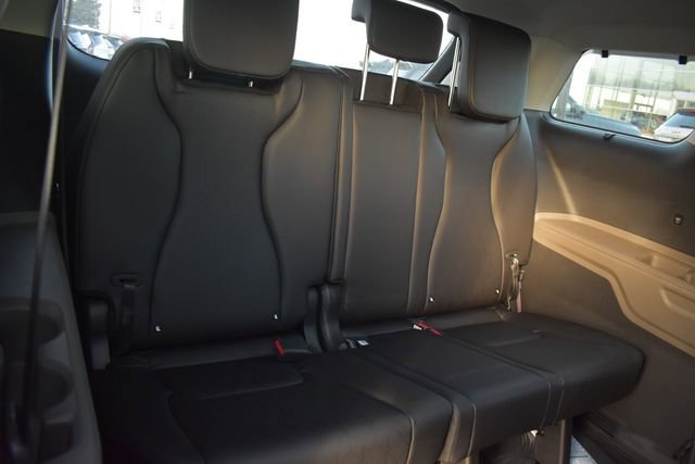 New 2026 Kia Carnival EX FWD image 15