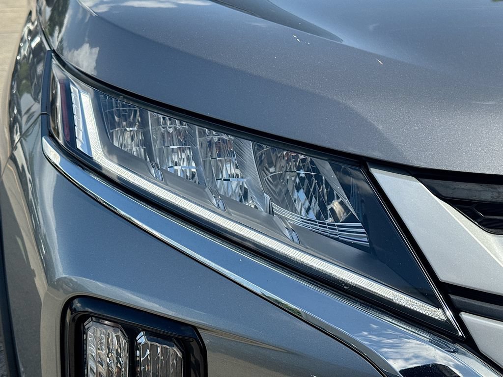 Used 2020 Mitsubishi Outlander Sport ES FWD image 35