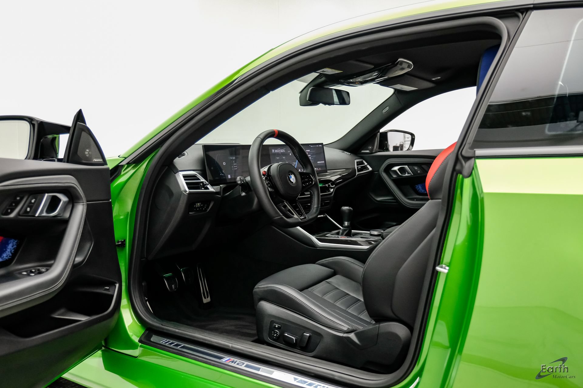 Used 2025 BMW M2 w/ Lighting Package RWD image 34