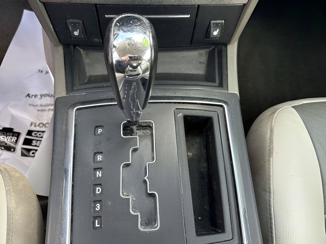 Used 2008 Chrysler 300 Touring RWD image 29
