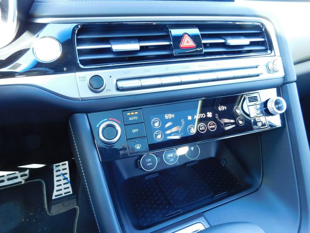 Used 2026 Genesis G70 3.3T Sport Prestige image 27