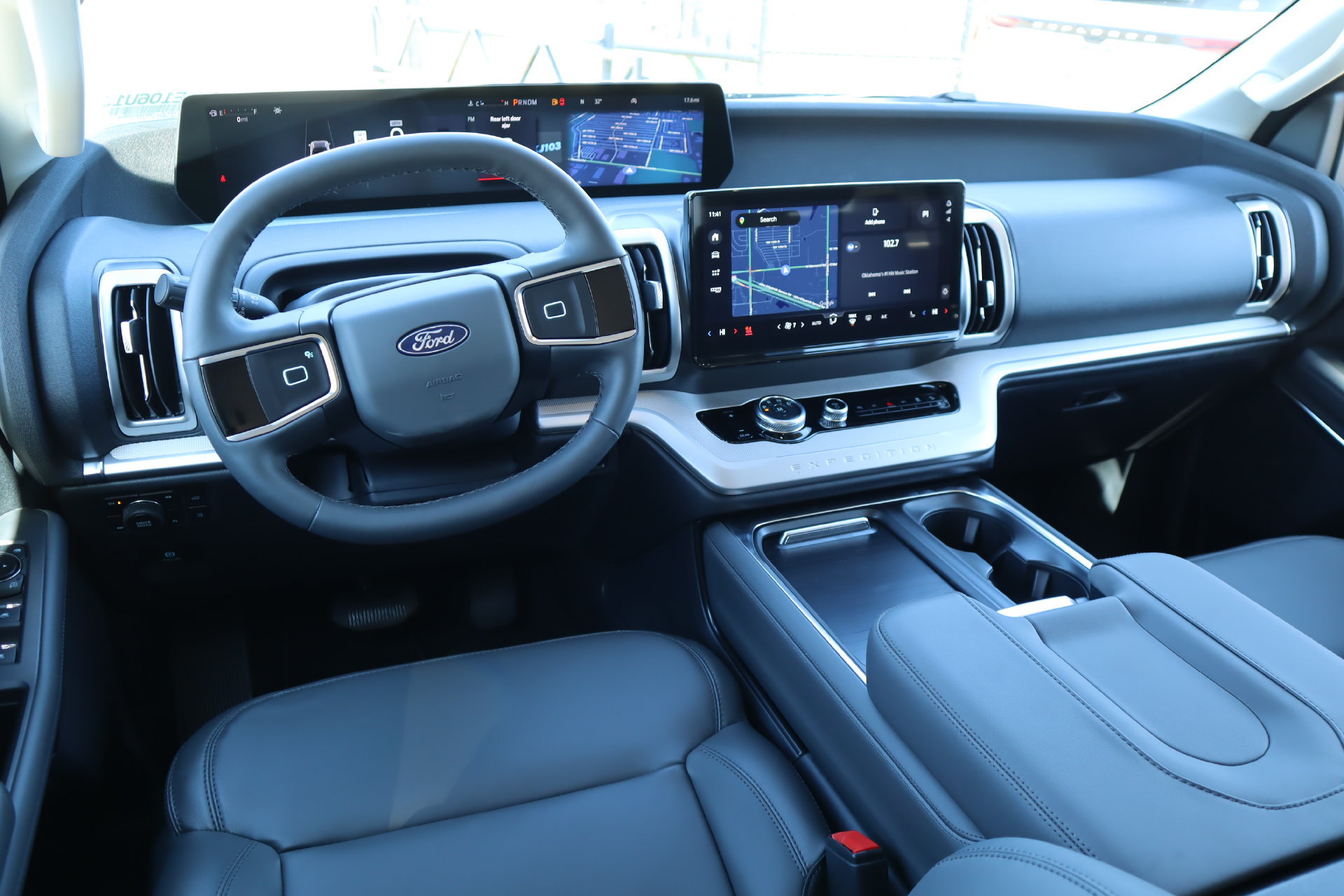 New 2026 Ford Expedition Active AWD/4WD image 2
