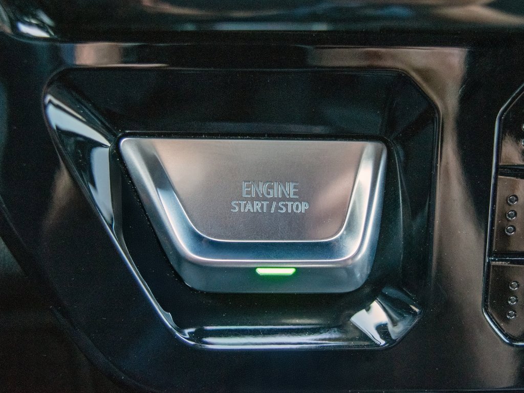 Used 2024 GMC Sierra 2500 AT4 w/ Max Trailering Package image 20