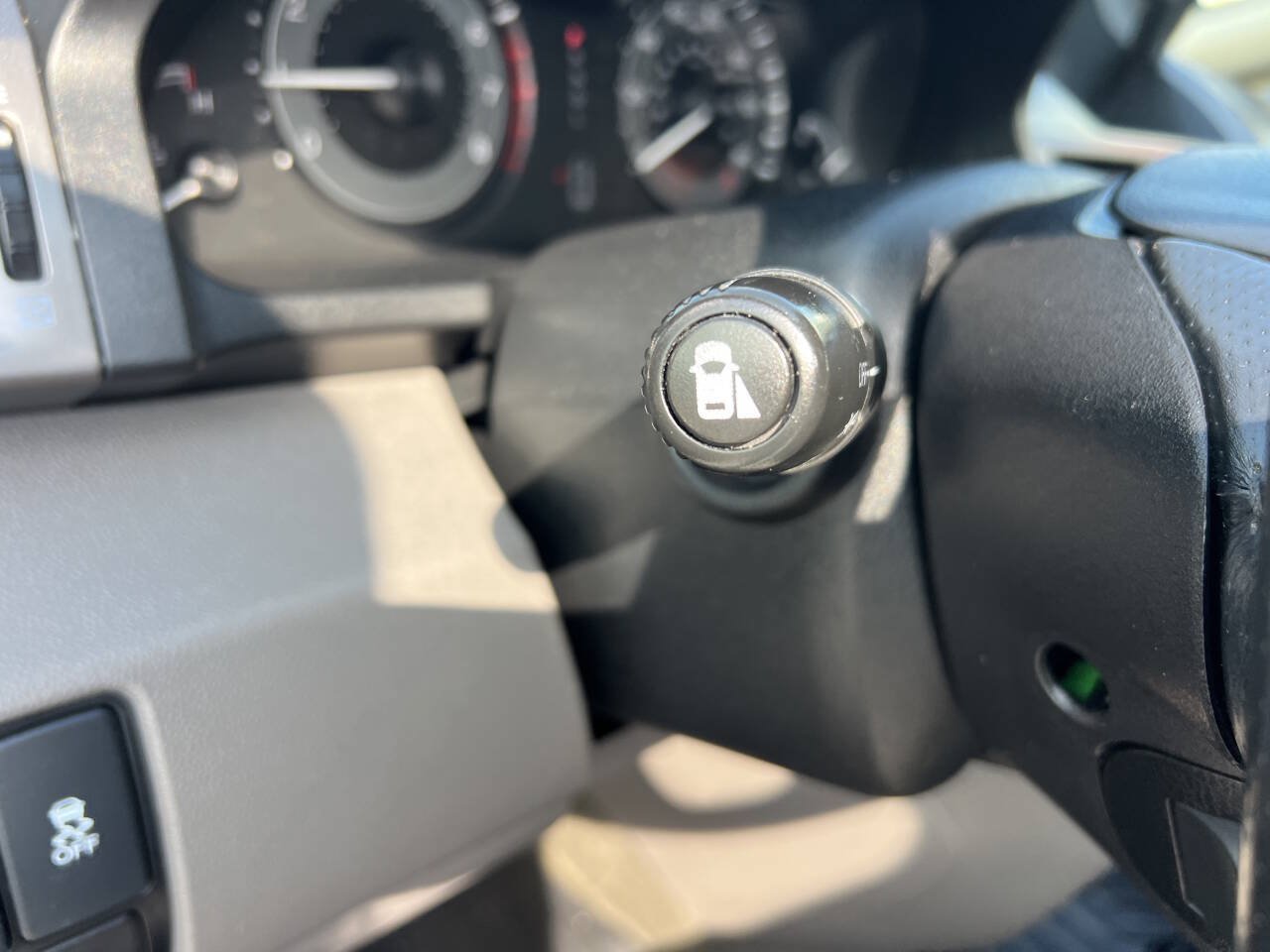 Used 2016 Honda Odyssey EX-L image 12