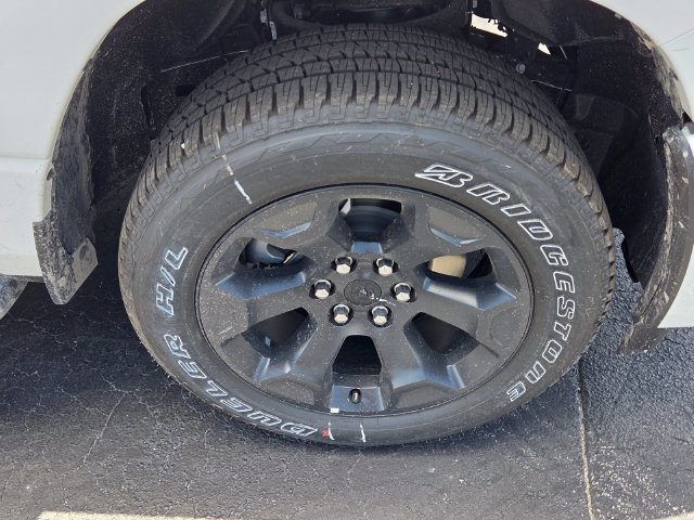 New 2026 RAM 1500 Express AWD/4WD image 15
