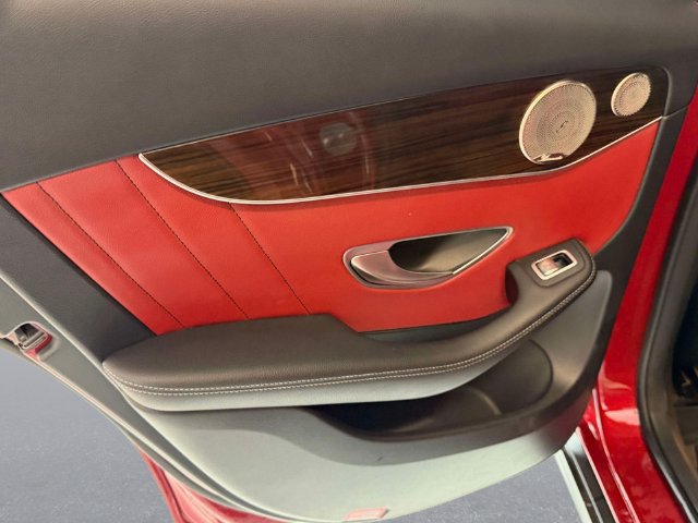Certified 2021 Mercedes-Benz GLC 300 4MATIC image 11