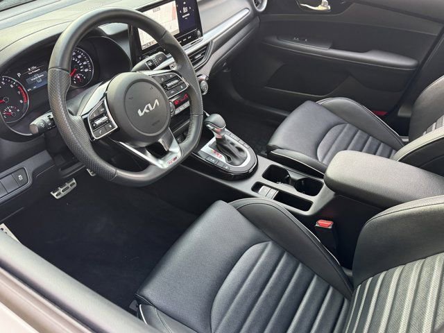 Used 2023 Kia Forte GT-Line w/ GT-Line Premium Package image 19