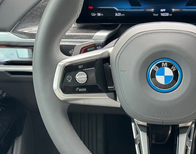 Certified 2023 BMW i7 xDrive60 AWD/4WD image 22