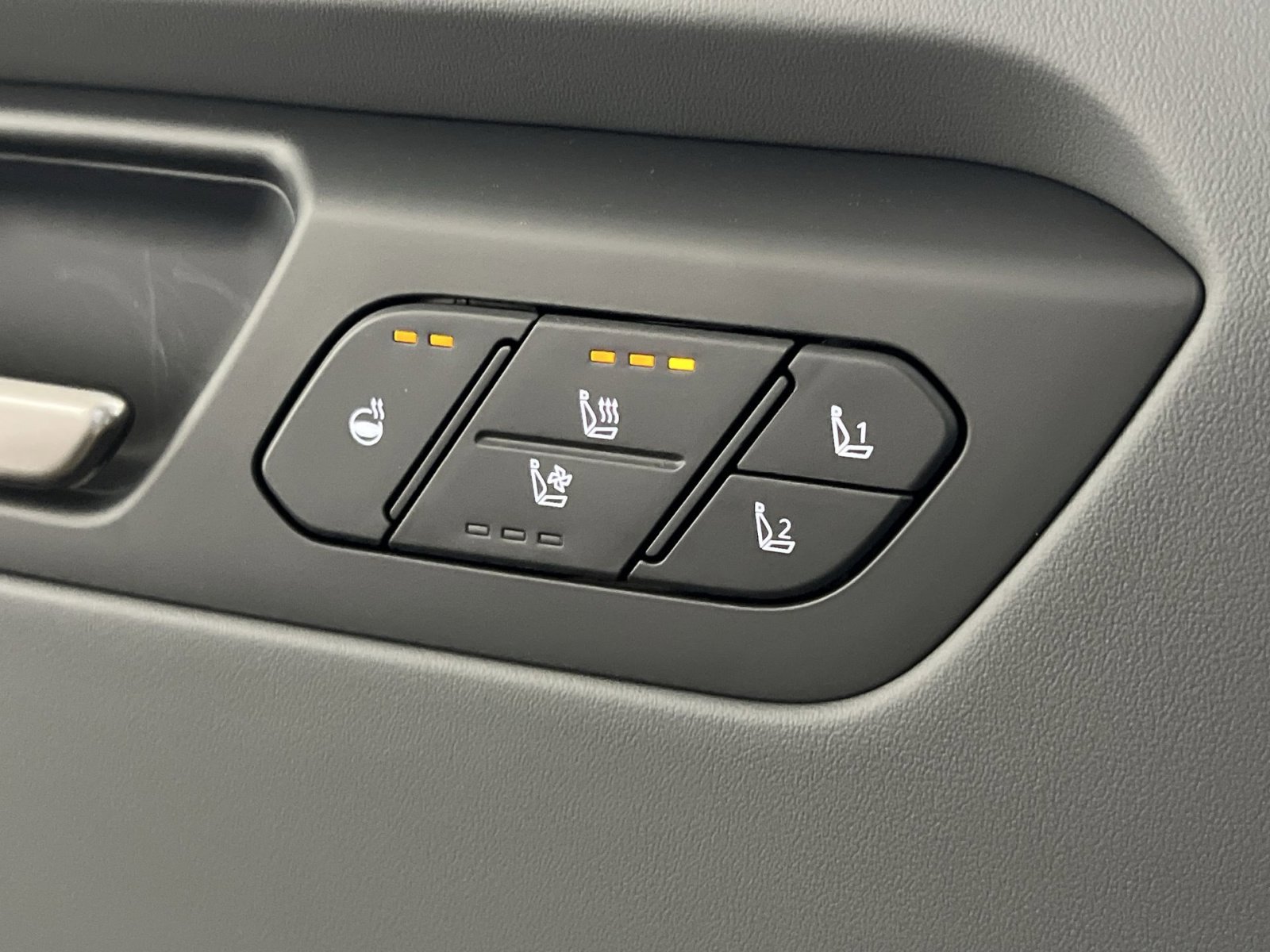 New 2026 Kia EV9 Wind image 35