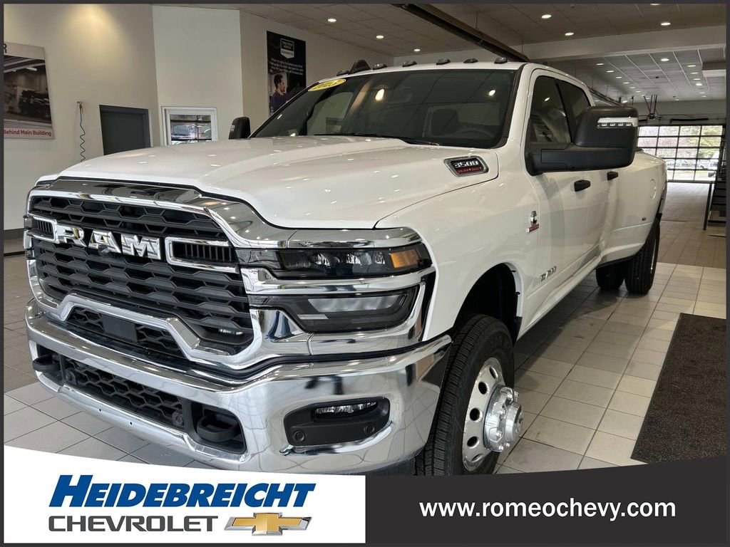 Used 2025 RAM 3500 Big Horn image 6
