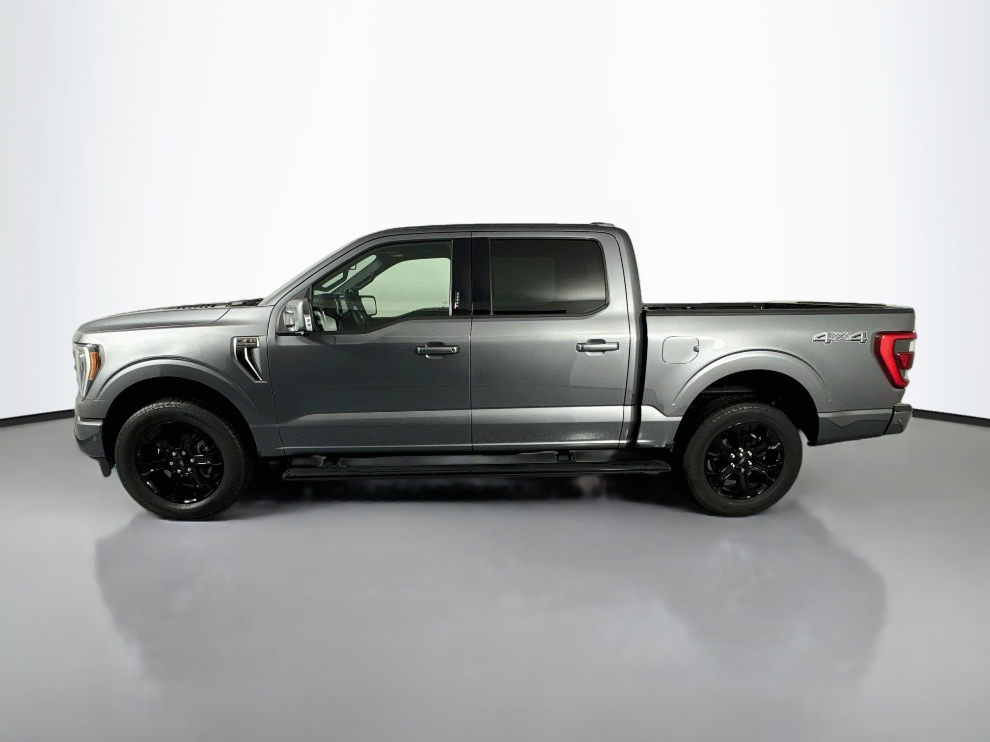 Used 2022 Ford F150 Platinum w/ Equipment Group 701A High AWD/4WD image 8