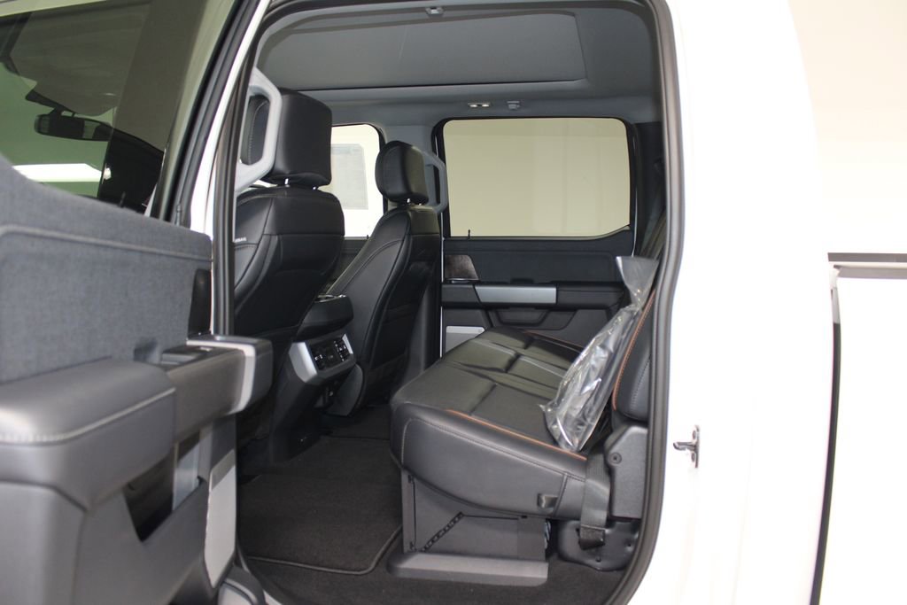 New 2025 Ford F350 Lariat w/ Lariat Ultimate Package image 25