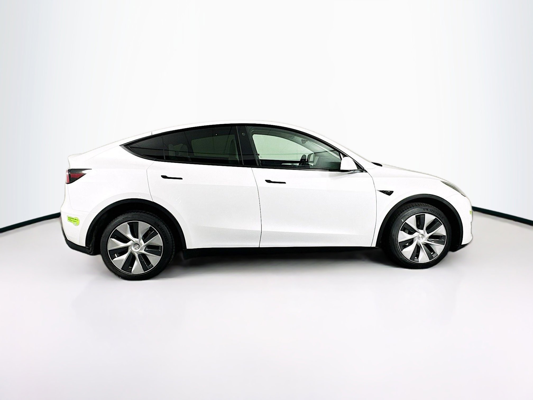 Used 2023 Tesla Model Y Long Range AWD/4WD image 10