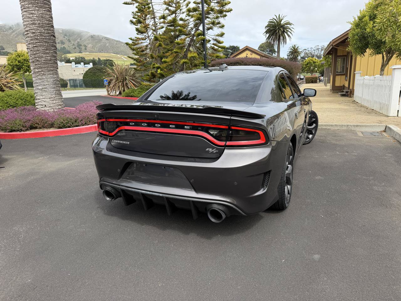 Used 2019 Dodge Charger R/T w/ Driver Confidence Group RWD image 5