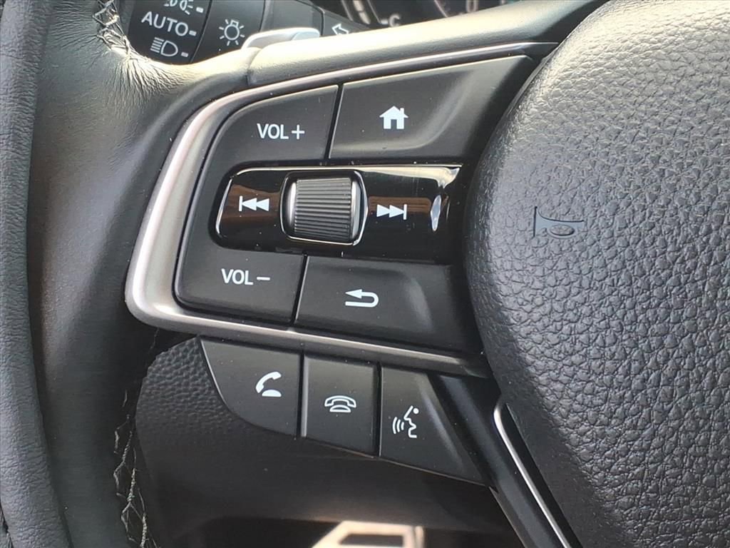 Used 2018 Honda Accord Sport image 12