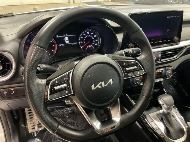 Used 2024 Kia Forte GT-Line w/ GT-Line Premium Package image 13