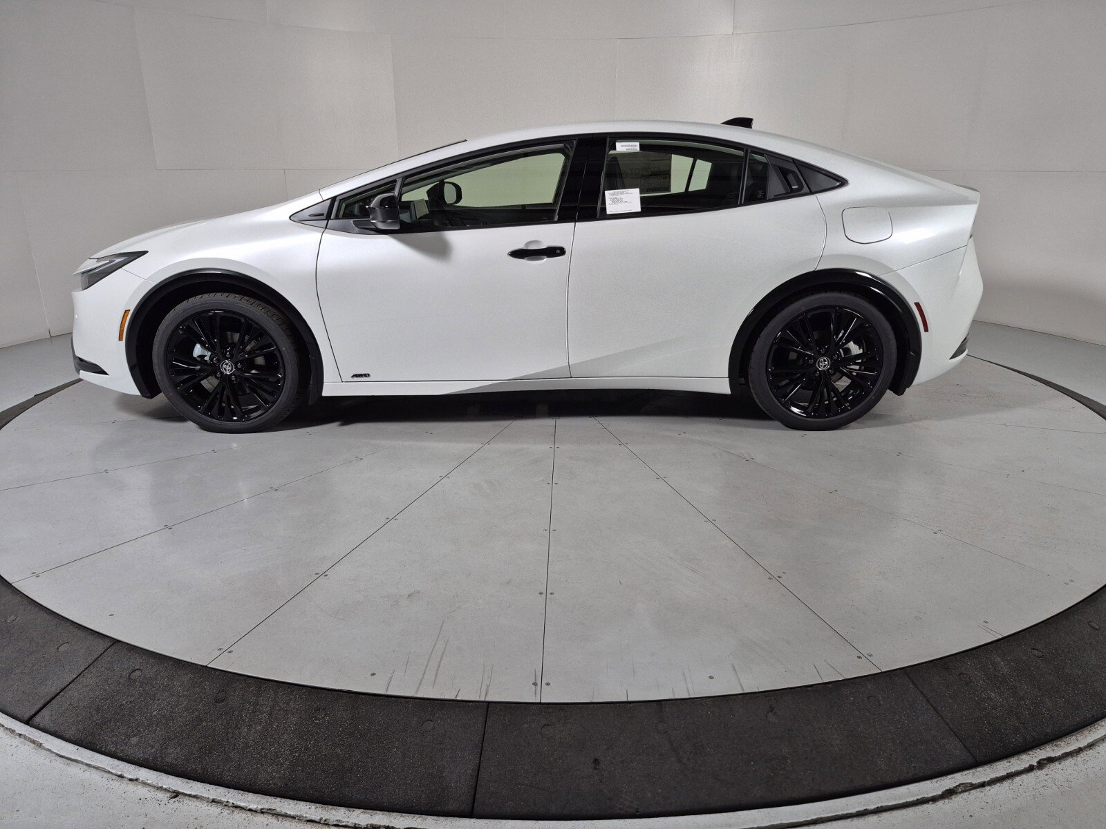 New 2026 Toyota Prius AWD image 2
