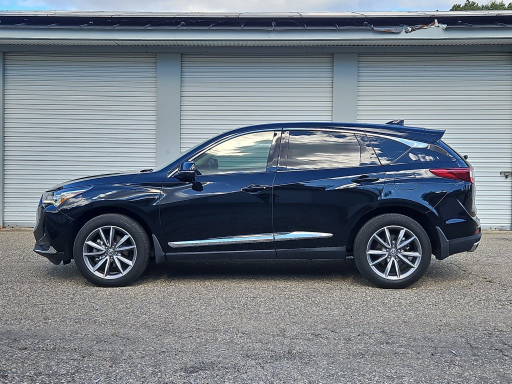 Used 2024 Acura RDX w/ Technology Package AWD/4WD image 2