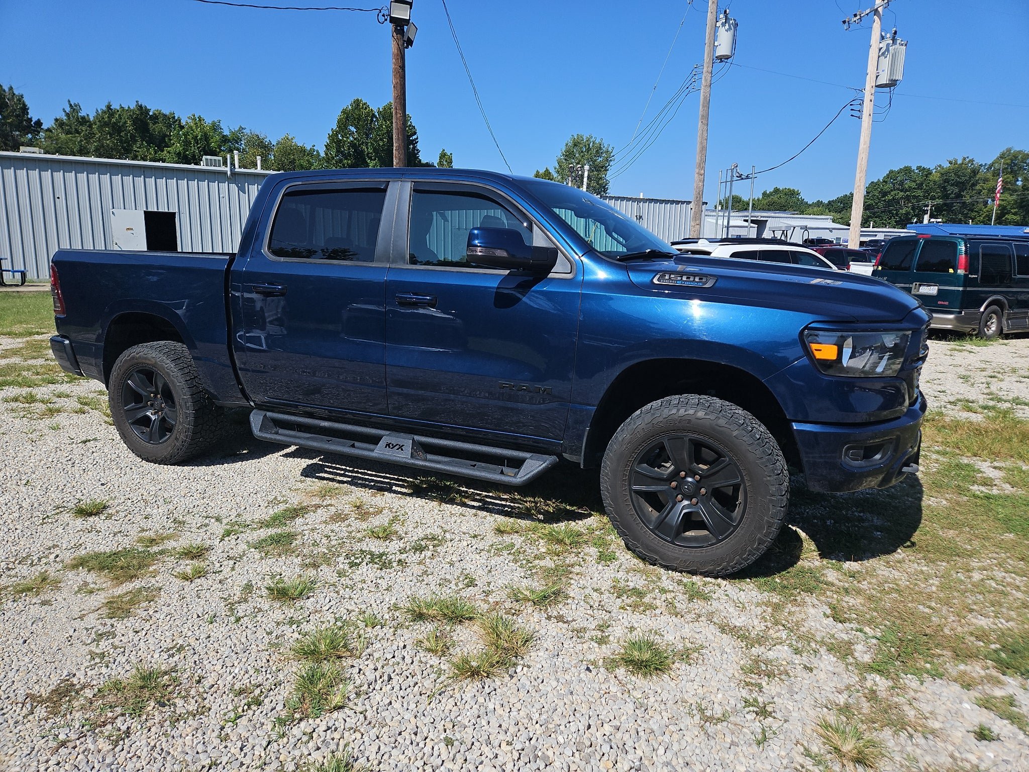 Used 2020 RAM 1500 Big Horn AWD/4WD image 3