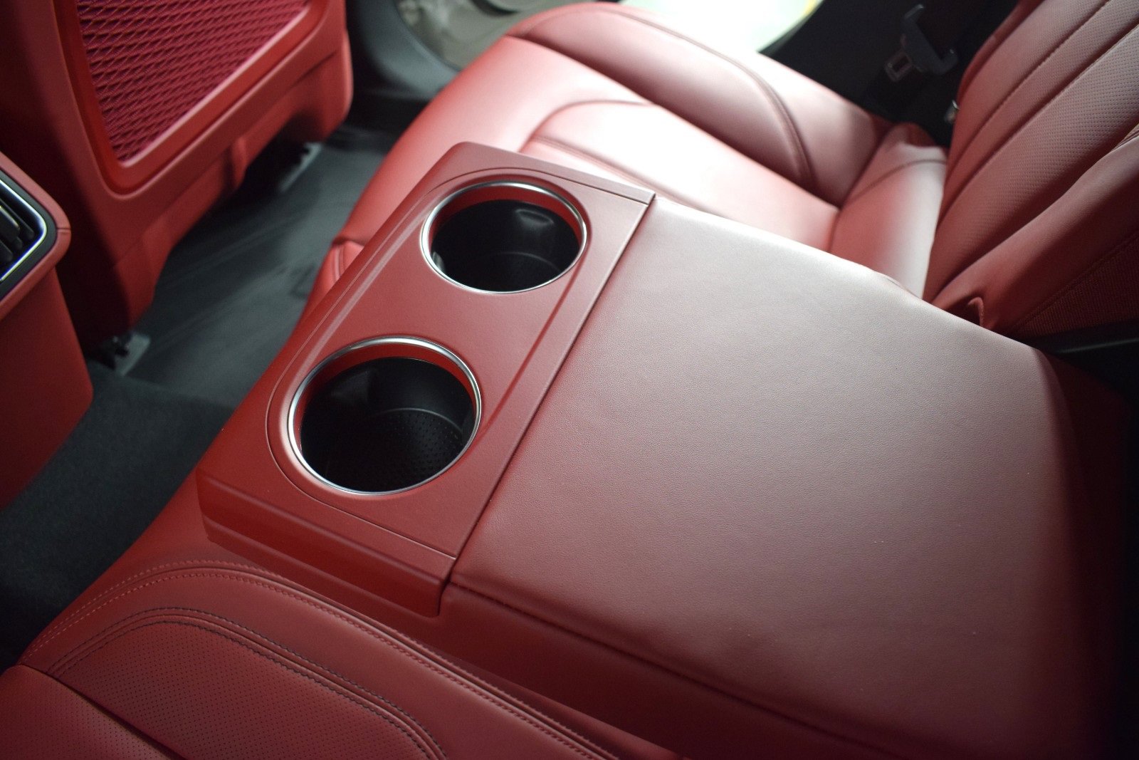 Certified 2022 Maserati Levante Modena image 22