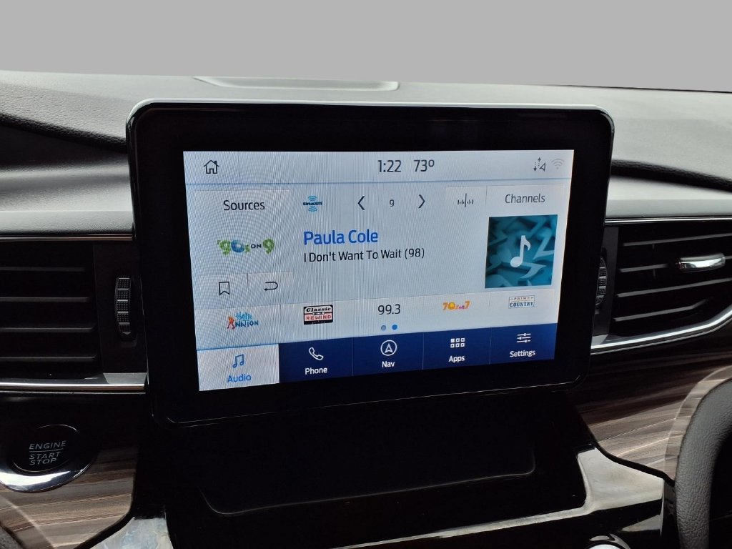 Used 2022 Ford Explorer Limited AWD/4WD image 6