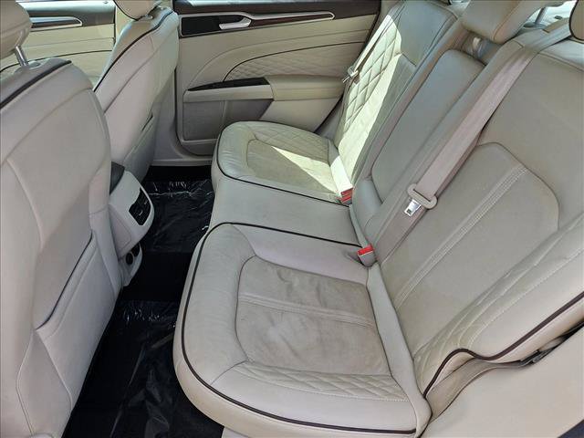 Used 2018 Ford Fusion Platinum FWD image 25