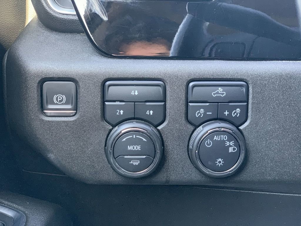 Certified 2024 Chevrolet Silverado 2500 LT image 16