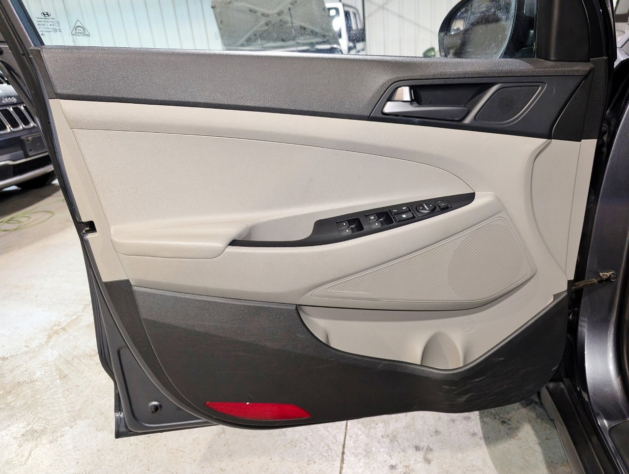 Used 2016 Hyundai Tucson SE w/ Option Group 02 image 11