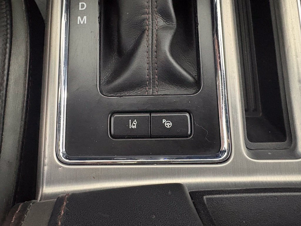 Used 2018 Ford F150 Platinum w/ Equipment Group 701A Luxury AWD/4WD image 39