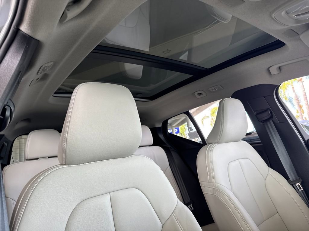 New 2026 Volvo XC40 B5 Plus w/ Protection Package Premier image 16