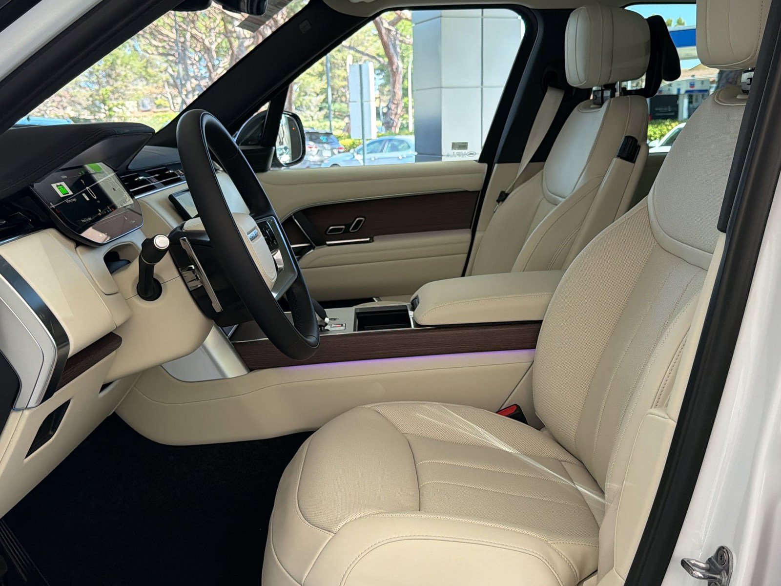 New 2026 Land Rover Range Rover SE AWD/4WD image 5