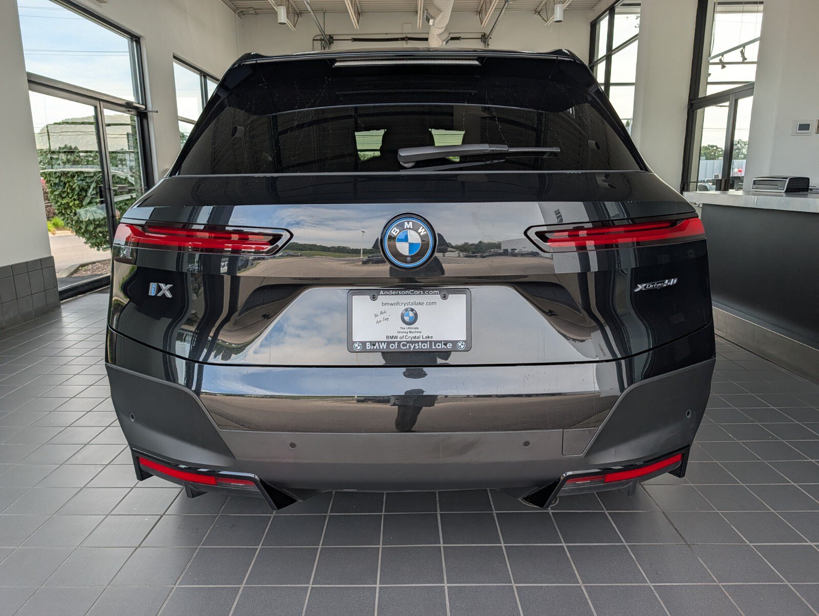 Certified 2024 BMW iX xDrive50 w/ Premium Package AWD/4WD image 3