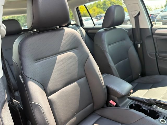 Used 2015 Volkswagen Golf TDI SE FWD image 30