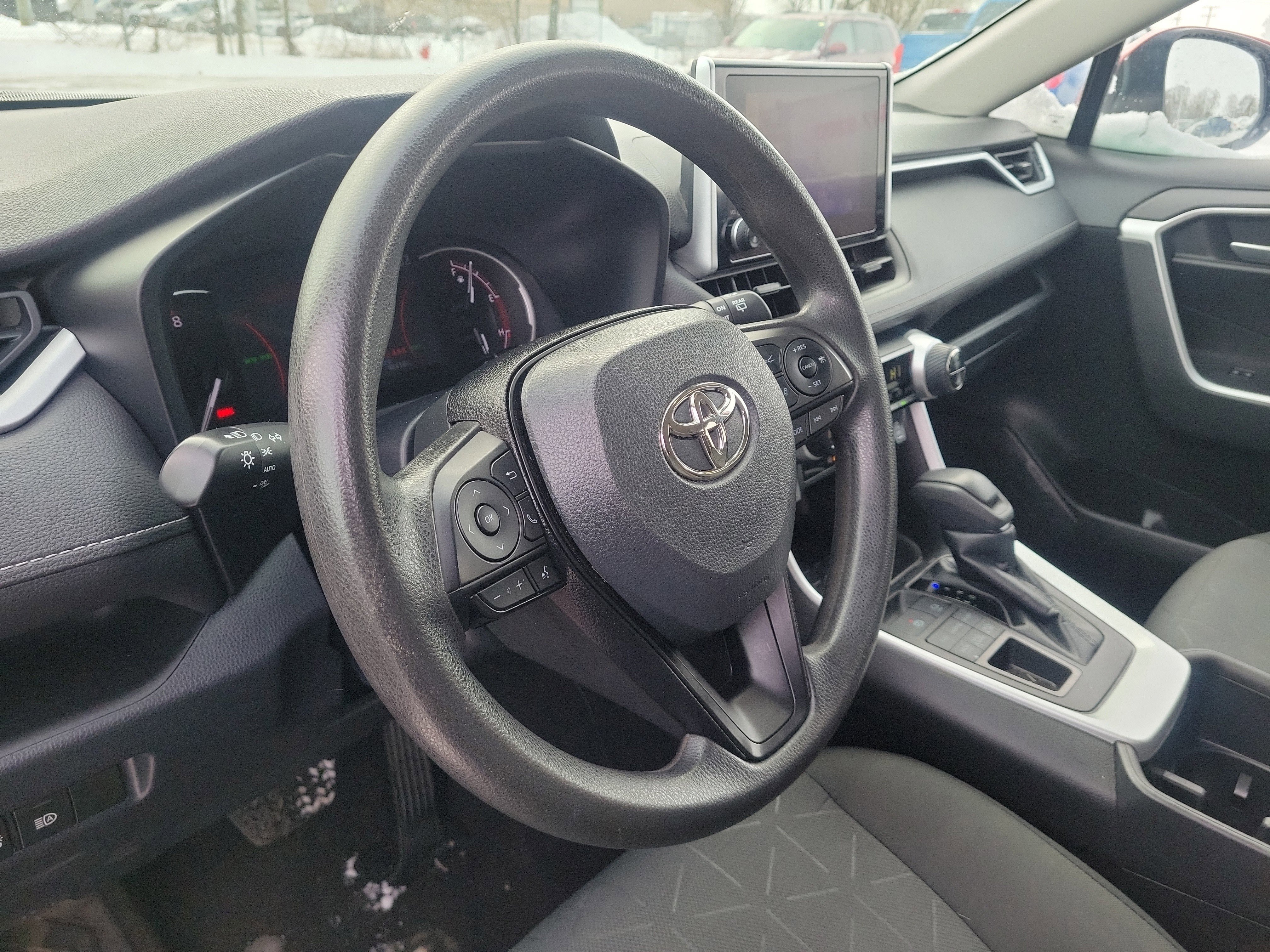 Used 2023 Toyota RAV4 XLE image 13