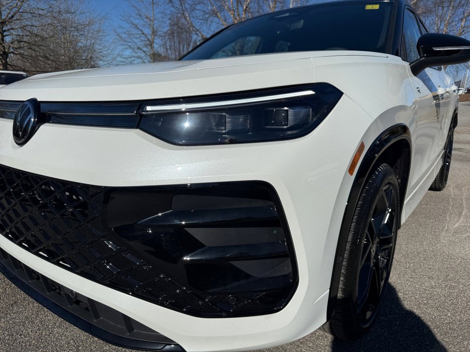 New 2026 Volkswagen Tiguan SE R-Line AWD/4WD image 26