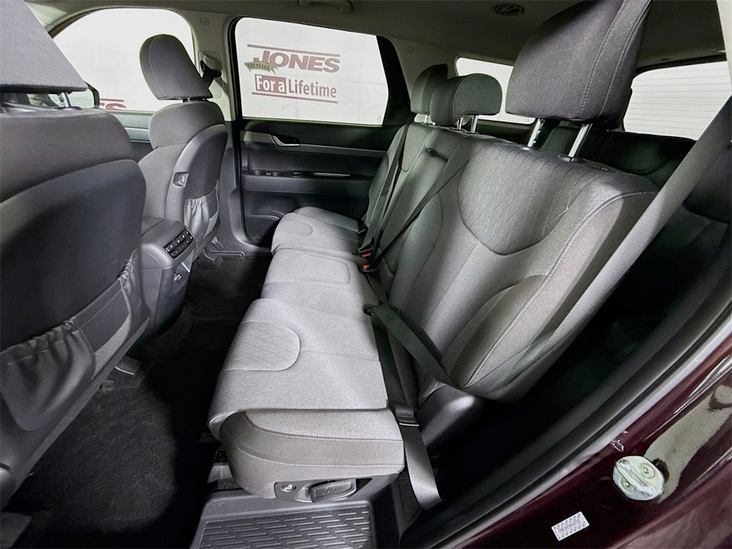 Certified 2022 Hyundai Palisade SE image 27