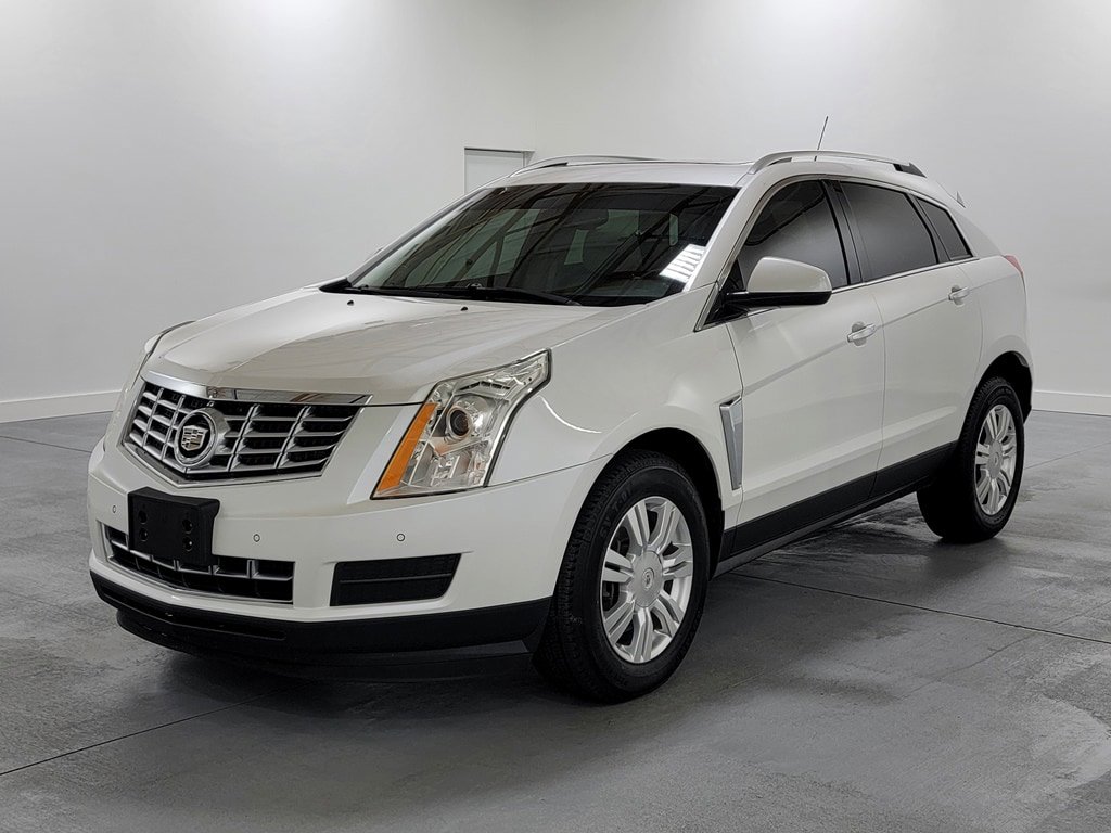 Used 2015 Cadillac SRX Luxury FWD image 4