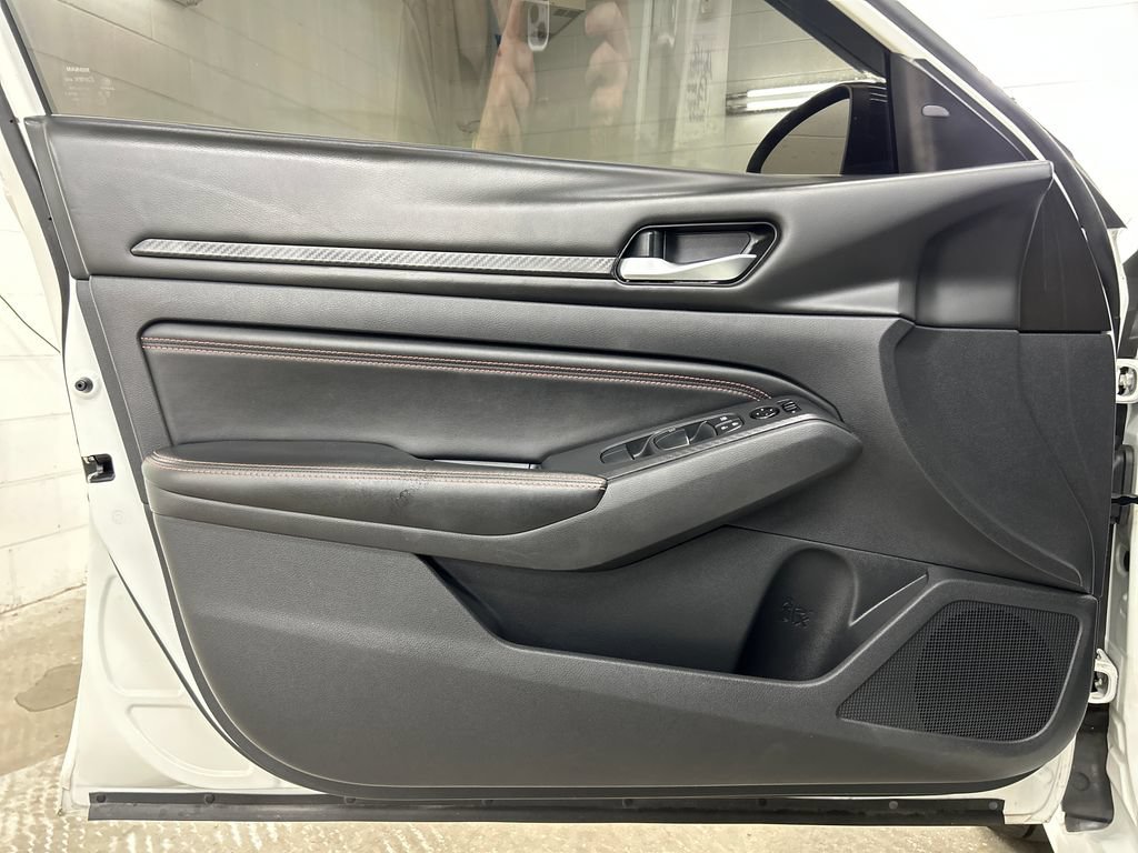 Used 2022 Nissan Altima 2.5 SR FWD image 18