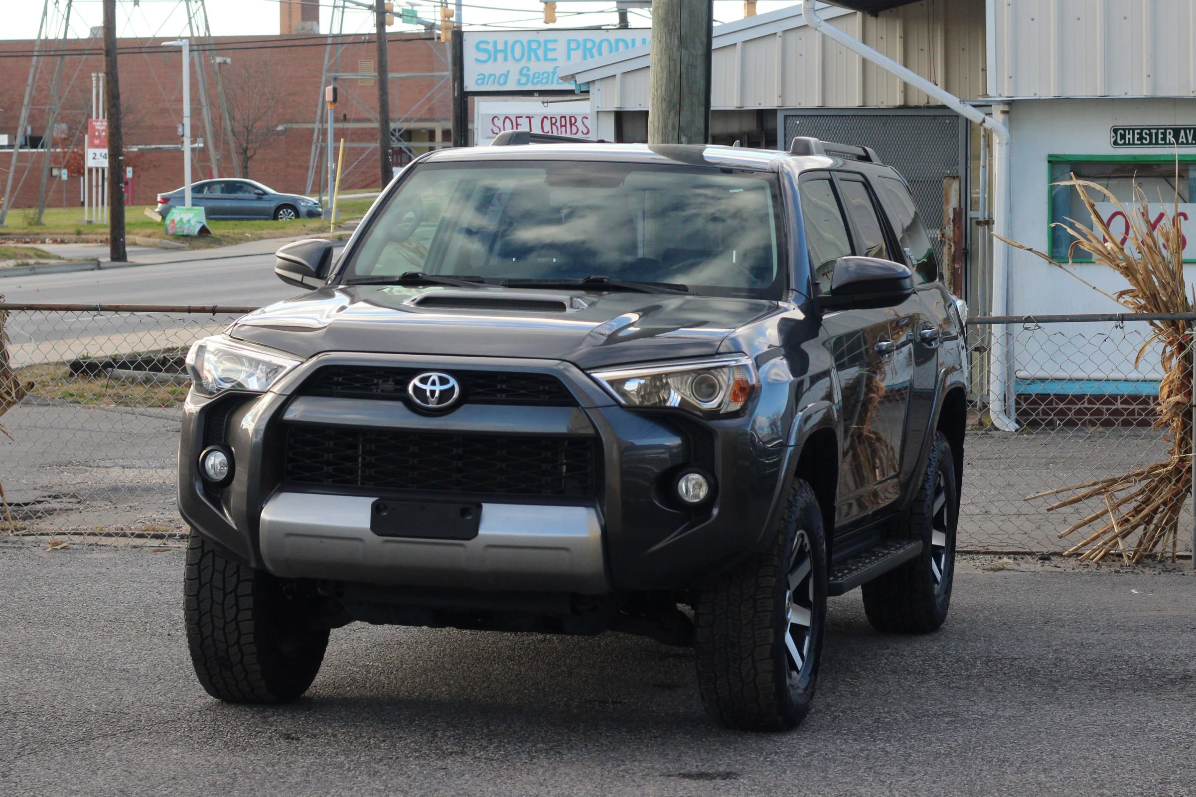 Used 2019 Toyota 4Runner 4WD image 3