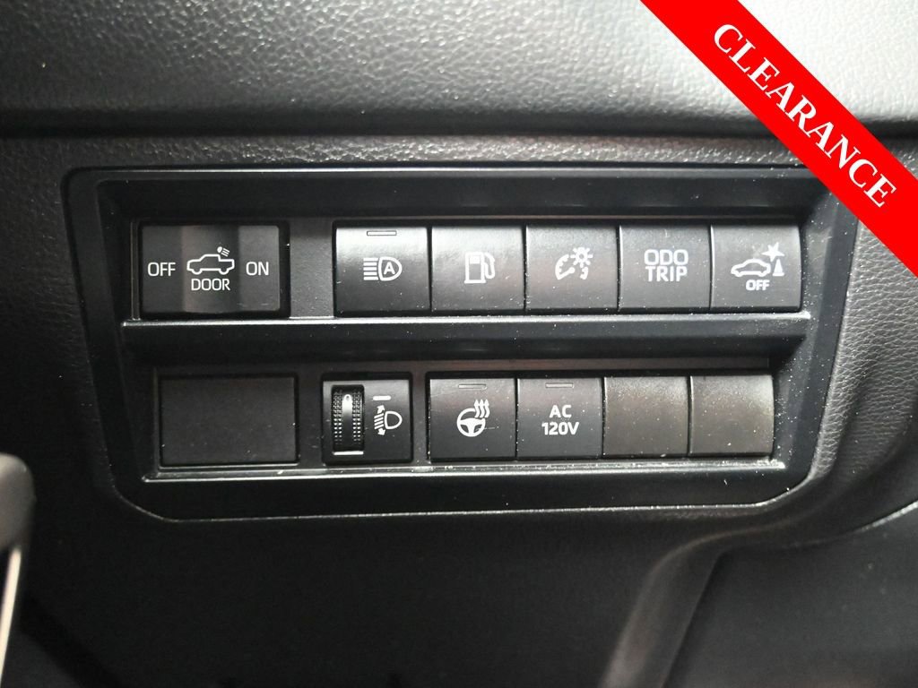 Used 2024 Toyota Tundra Limited image 26