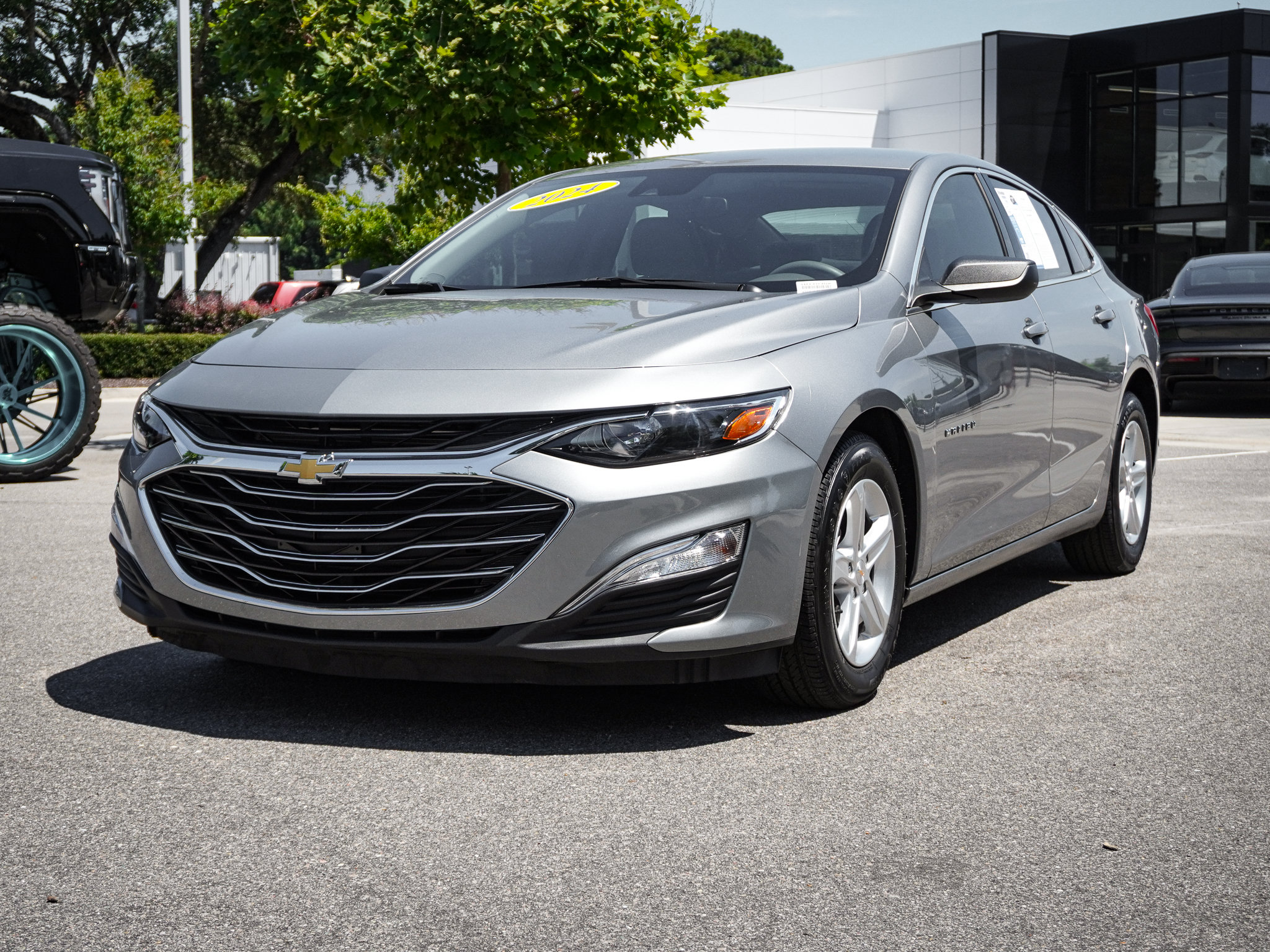 Used 2024 Chevrolet Malibu LS FWD image 5