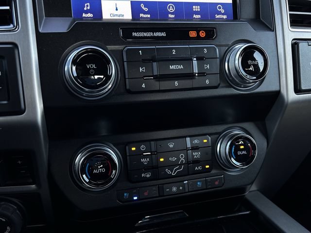 Used 2020 Ford F250 Platinum w/ FX4 Off-Road Package AWD/4WD image 21